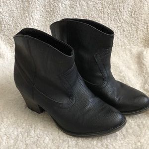 Rocketdog cowboy ankle boots size 8